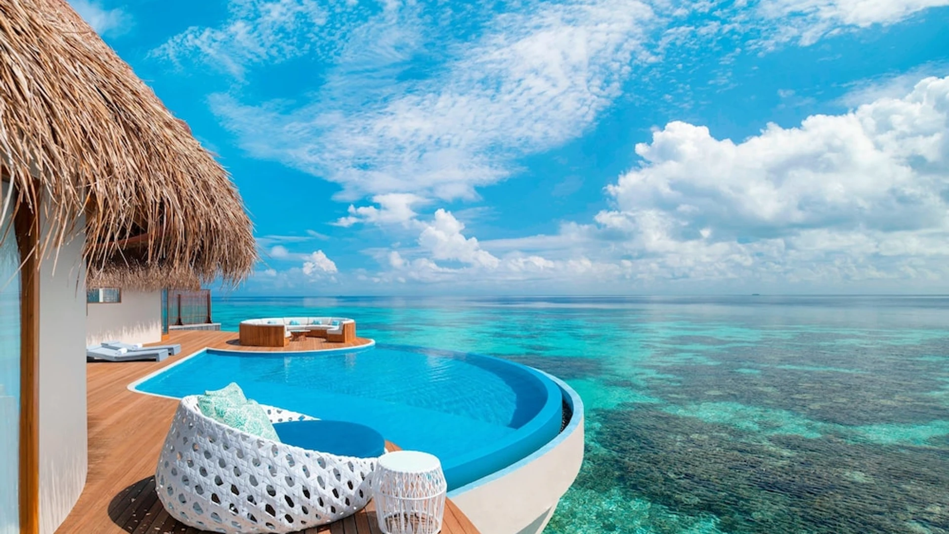 Top 5 Customized Tour Packages for 2025: Explore the World Your Way