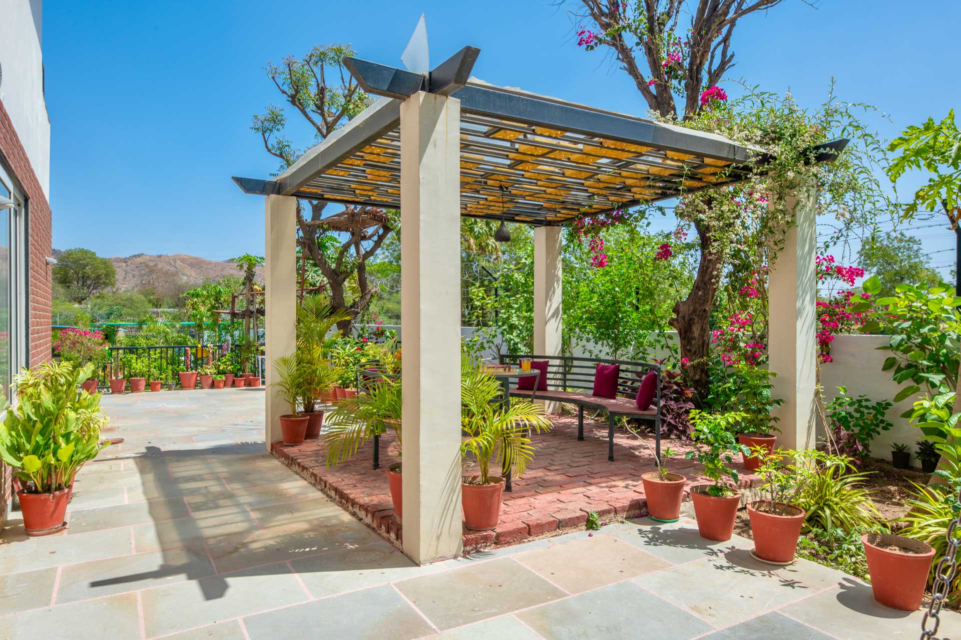 Cottage Rivera, Udaipur | 3 BHK Riverside Pool Villa